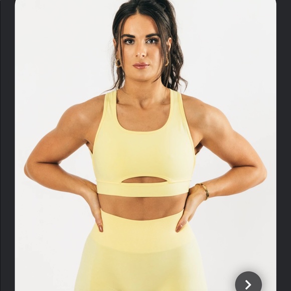Alphalete Other - Alphalete amplify trinity lemonade sports bra